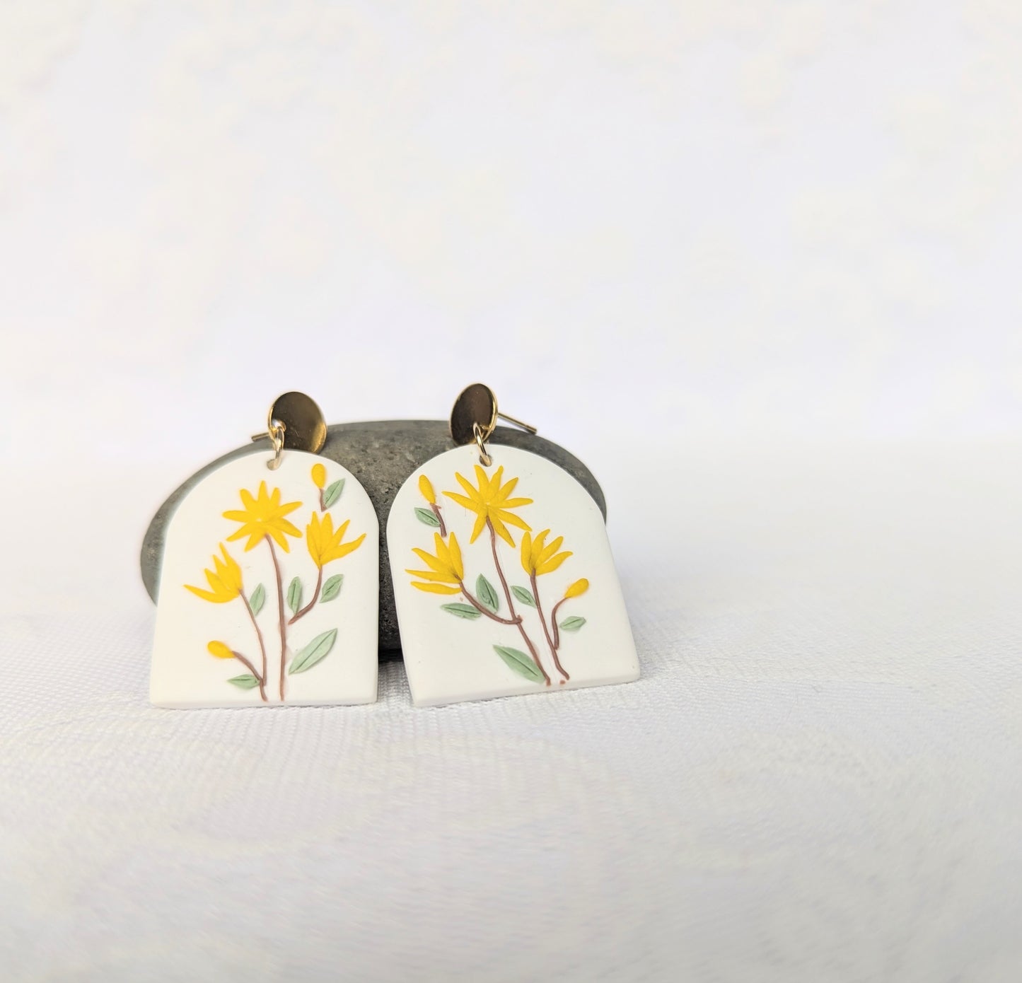 Handmade White Floral Earrings with Yellow flower