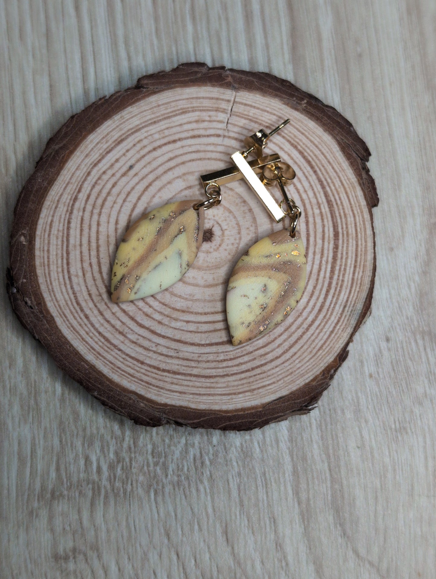 Golden shimmer earrings